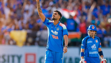 IND vs AFG: कोण आहे Gurnoor Brar? अफगाणिस्तानविरूद्ध पदार्पणात पहिल्याच ओव्हरमध्ये घेतली विकेट, भारतासमोर 195 धावांंचं आव्हान