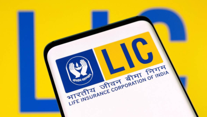 LIC चे शेअर्स धडाधड कोसळले, तब्बल 300 कोटी पाण्यात? Rajesh Exports च्या कथित घोटाळ्यामुळे मोठा फटका