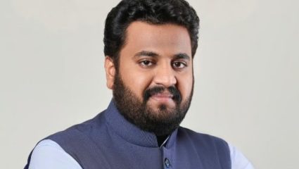 Vikram Kakade Net Wort: आलिशान बोटी, जय पवारांना १० कोटींचे कर्ज…; विक्रम काकडेंची संपत्ती पाहून बसेल धक्का