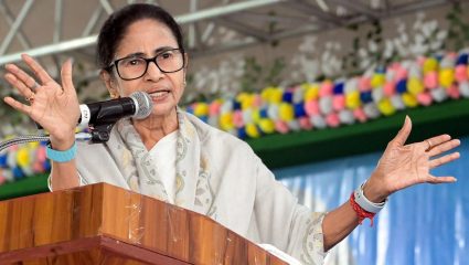 West Bengal  Politics: तृणमूल काँग्रेसमध्ये भुकंप; दोन खासदारांचे राजीनामे, २० हून अधिक नॉट रिचेबल