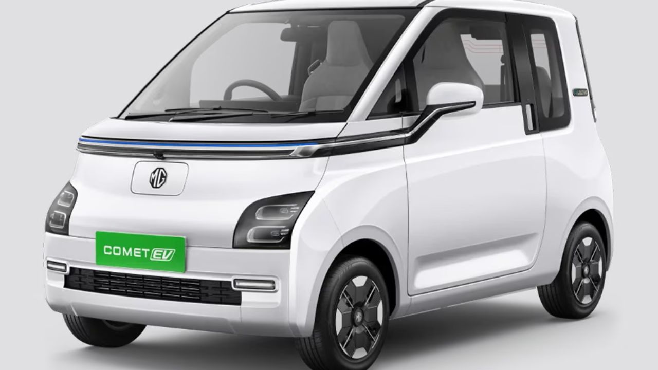 Affordable Cars: मासिक उत्पन्न ५० हजार असणाऱ्यांसाठी टाटाची मोठी भेट! अवघ्या ₹४.६९ लाखांत घर आणा नवीन ‘टाटा टियागो ईव्ही’