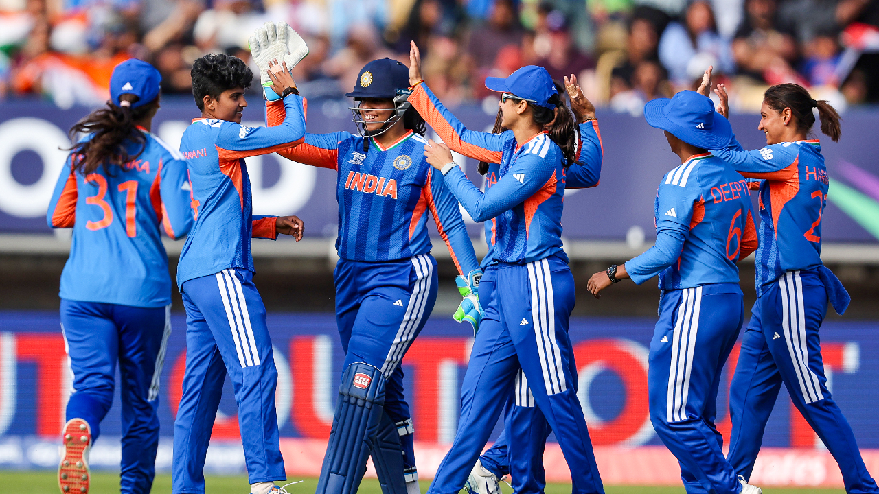 IND W Vs PAK W: ‘मी नुकतेच विमानातून…’; भारताच्या विजयावर Sachin Tendulkar ची खास पोस्ट