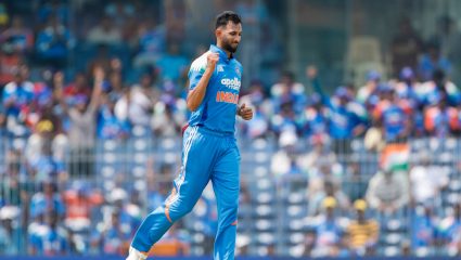IND Vs AFG Live: ‘कृष्णा’ कडाडला! 5 ओव्हर्समध्ये 2 मेडन अन्…; Prasidh च्या माऱ्यासामोर पठाण हादरले