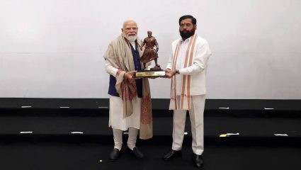 एनडीए बैठकीत एकनाथ शिंदे यांचे वाढते महत्त्व अधोरेखित; मोदींच्या अभिनंदनाचा ठराव मांडण्याची मिळाली संधी