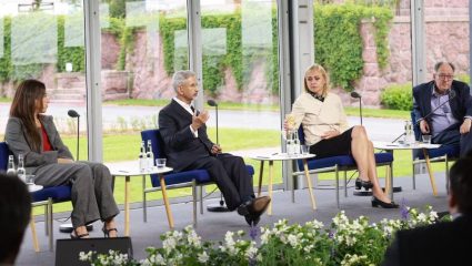 India Europe Tensions : भारताला घेरण्याचा प्रयत्न उलटला; जयशंकर यांनी युरोपलाच सुनावलं, प्रकरण काय?