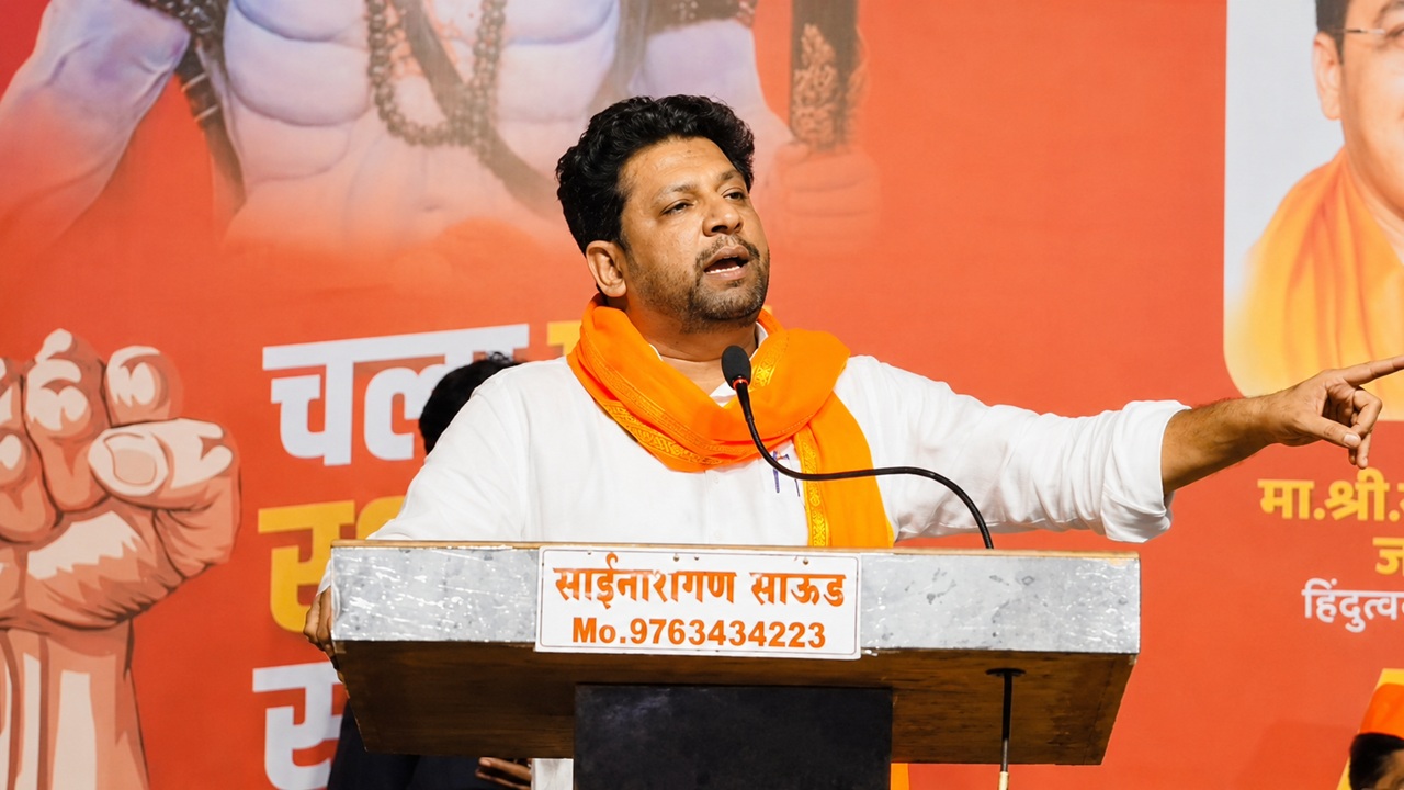 Sujay Vikhe Patil : ‘छेड काढणारा हिंदू असो वा मुस्लिम, तिथेच चोप दिला पाहिजे’; सुजय विखेंनी थेट आमदार संग्राम जगतापांचेच कान टोचले