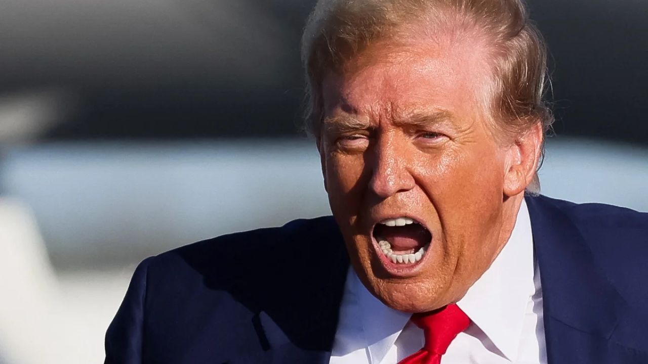 Trump Slams Iran : ‘आता पुरे झाले, हे थांबवा…’ , इराणच्या हल्ल्यानंतर भडकले ट्रम्प; नेतन्याहूंनाही केला फोन
