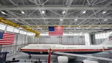 Boeing 747: व्हाईट हाऊसपेक्षाही आलिशान! ट्रम्प यांच्या ताफ्यात दाखल झाले नवे ‘Air Force One’; कतारच्या गिफ्टची जगभरात चर्चा