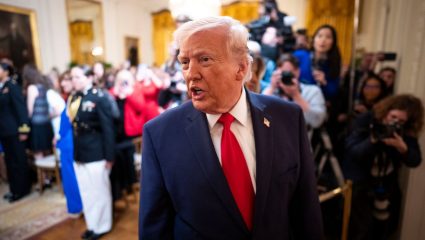 Trump on Hormuz : ‘आम्हाला कुणाची गरज नाही’ , Hormuz वरुन ट्रम्प यांचा कडक इशारा; युरोपीय देशांना भोगावे लागणार परिणाम?