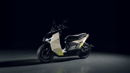 पेट्रोलच्या खर्चाला करा रामराम! इलेक्ट्रिक बाईक खरेदीवर मिळणार ३०,००० रुपयांपर्यंतचा फायदा; अशी आहे आकर्षक ऑफर