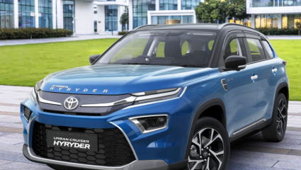 टोयोटाची नवीन 7 सीटर SUV लवकरच येतेय मार्केटमध्ये! AWD आणि हायब्रीड पावरट्रेन सह येणाऱ्या ‘टोयोटा हायरायडर’ बद्दल जाणून घ्या