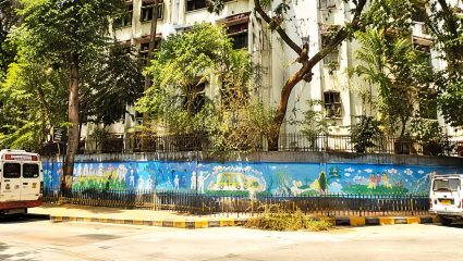 Mumbai News: १५०० विद्यार्थ्यांचे भविष्य टांगणीला! माहीममधील महानगरपालिकेची शाळा बिल्डरांच्या घशात घालण्याचा डाव