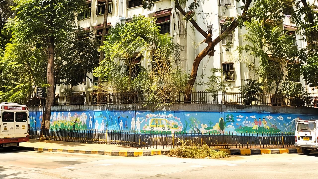 Mumbai News: १५०० विद्यार्थ्यांचे भविष्य टांगणीला! माहीममधील महानगरपालिकेची शाळा बिल्डरांच्या घशात घालण्याचा डाव