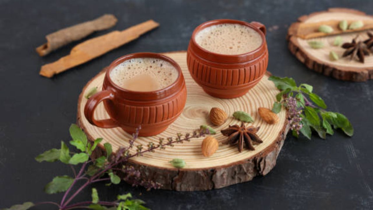 चहा पिण्याचा घ्या मनसोक्त आनंद! उपाशी पोटी चहा पिण्याआधी करा ‘या’ पदार्थांचे सेवन, ॲसिडिटी- अपचनाचा त्रास होईल गायब