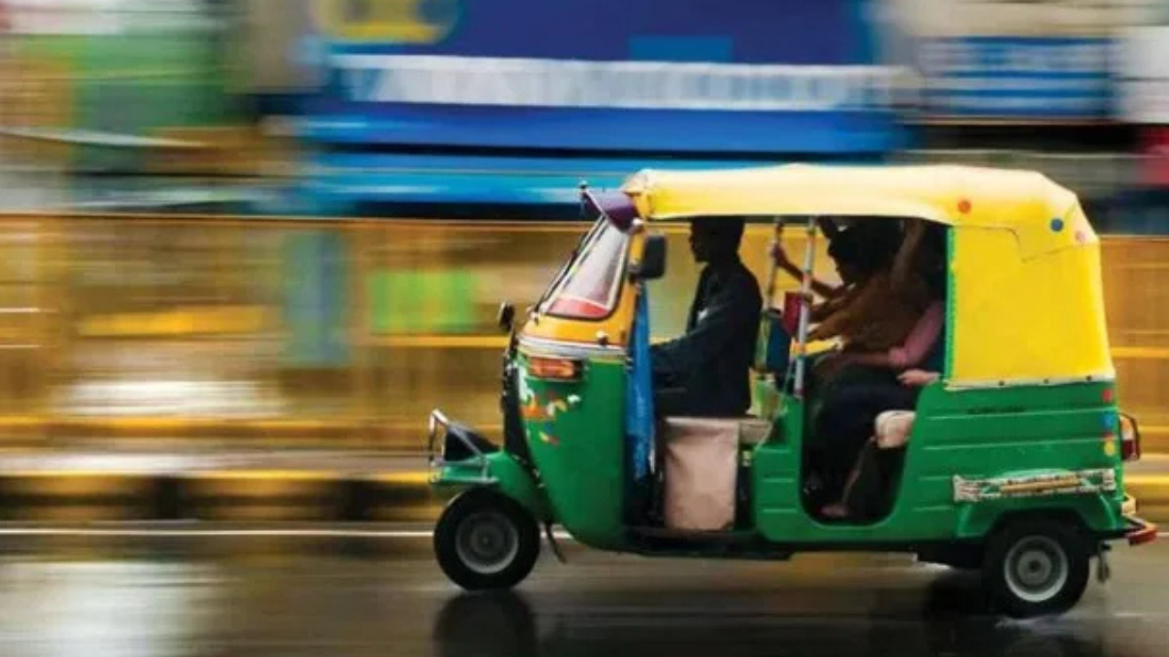 कमी खर्च, मोठी सोय; रिक्षा, भारतीय वाहतुकीचा अविभाज्य भाग