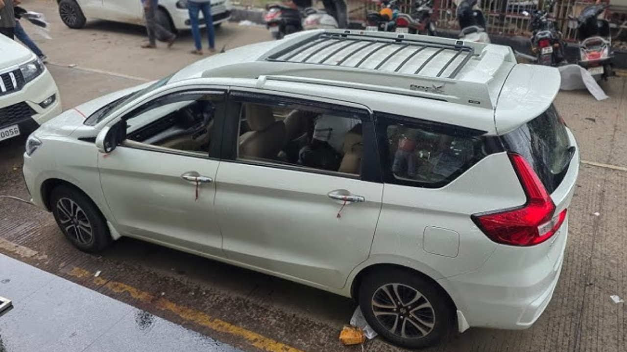 ईर्टिगा आणि इनोव्हा क्रिस्टा टॅक्सीमध्ये किती वजनाचे आणि किती उंचीचे सामान नेता येते? जाणून घ्या RTO चे नियम!