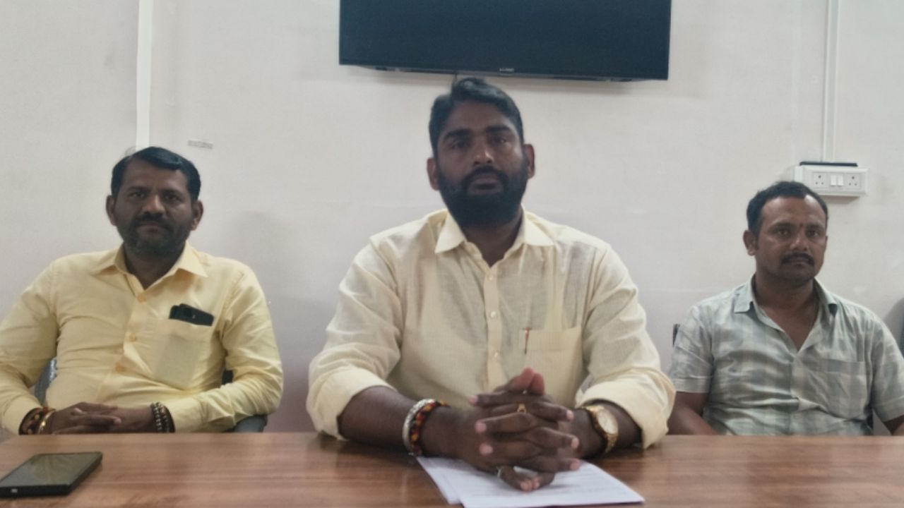 Satara News:  हा केवळ भ्रष्टाचार नाही, तर संस्थात्मक खून! सुरूर-पोलादपूर रस्ता कामावरून संदीप शिंदेंचा खळबळजनक आरोप