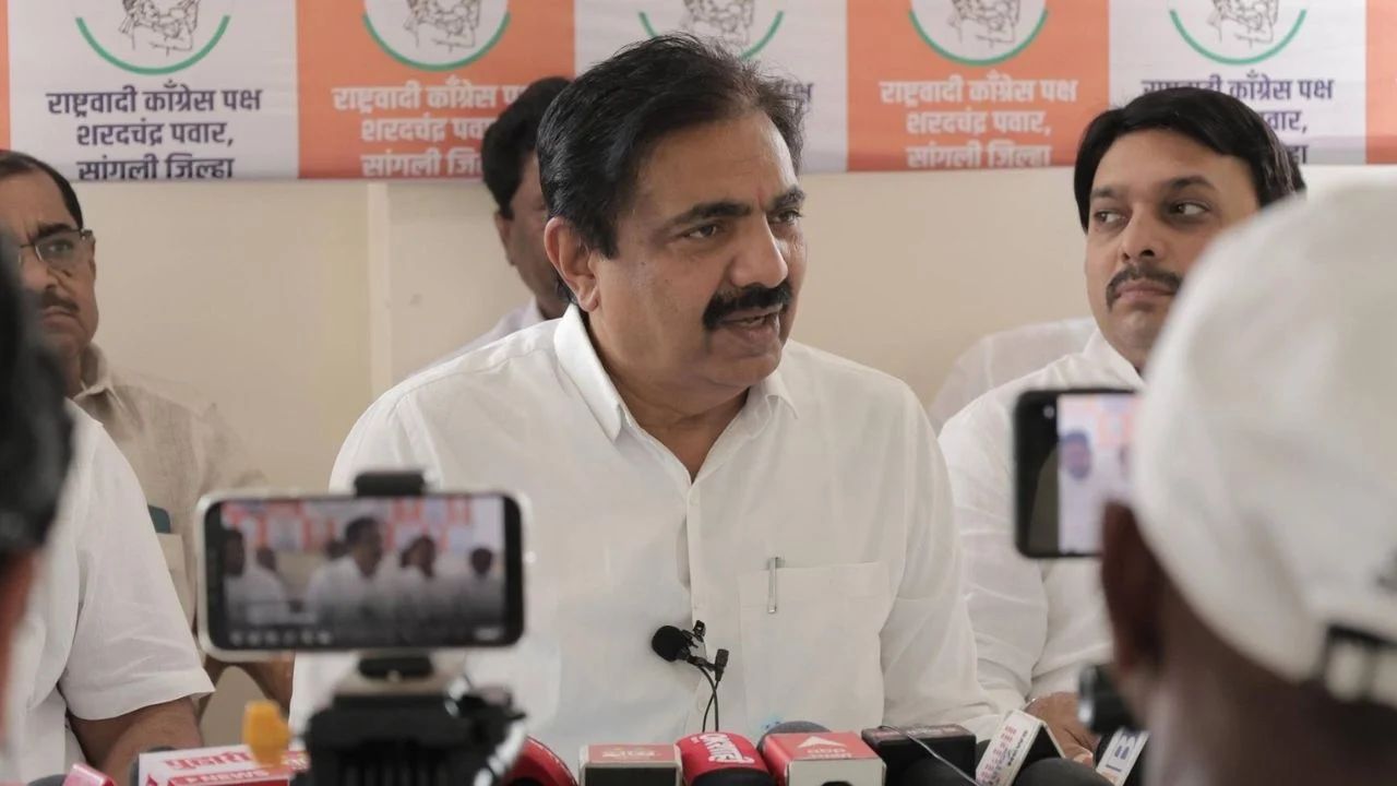 “२४ हजार कोटींचा फटका!” ८० लाख लाडक्या बहिणी अपात्र होत्या, तर २० महिने लाभ का दिला? जयंत पाटलांचा सरकारला सवाल