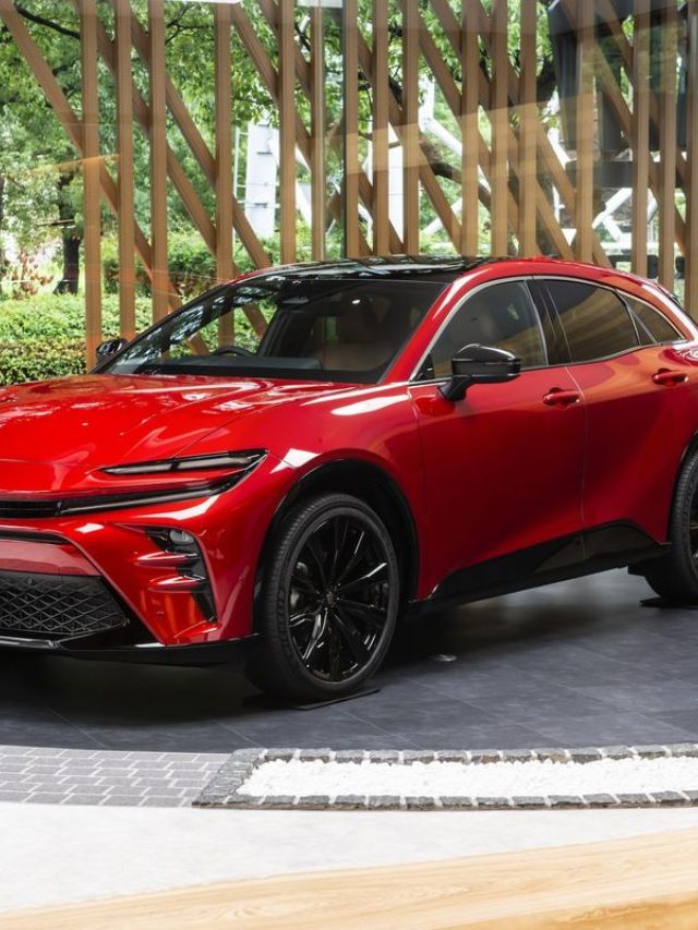 फास्ट चार्जिंग, जबरदस्त रेंज; 
Toyota ची नवी SUV पाहिली का?