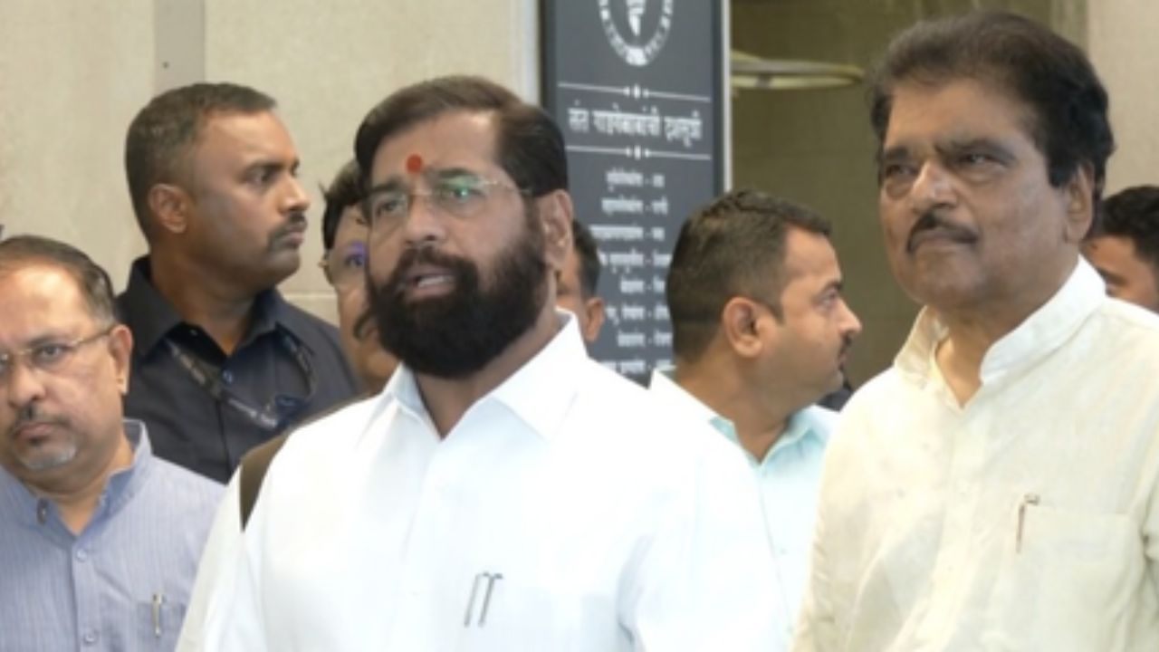 ‘पंतप्रधान मोदींनी आपल्या नेतृत्वाने देशावर उमटवला अमिट ठसा!’ उपमुख्यमंत्री एकनाथ शिंदेंकडून मोदींच्या ऐतिहासिक विक्रमाचे कौतुक