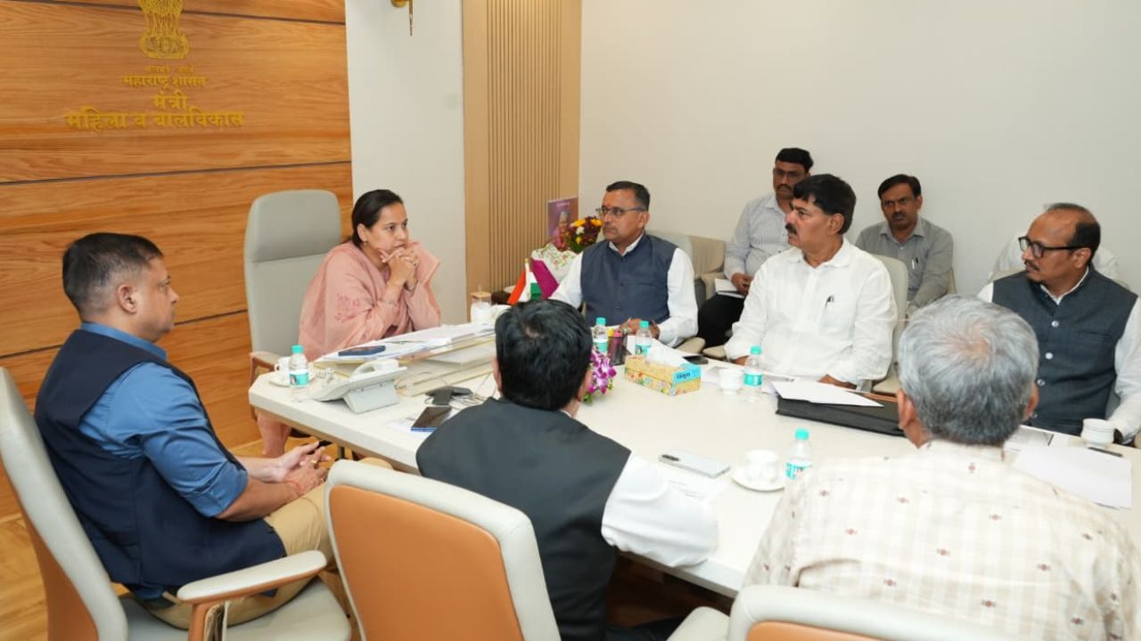 बालकांच्या सुरक्षिततेसाठी राज्य सरकारची नवी पावले; मंत्री आदिती तटकरे यांचा बालकांच्या संरक्षणासंबंधित विविध उपक्रमांचा आढावा