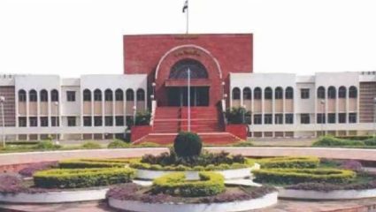 पाणीपुरवठा योजनेतील विलंबावरून हायकोर्ट तीव्र नाराज; कंत्राटदार आणि ‘मजीप्र’ला एकत्र बसून तोडगा काढण्याचे आदेश