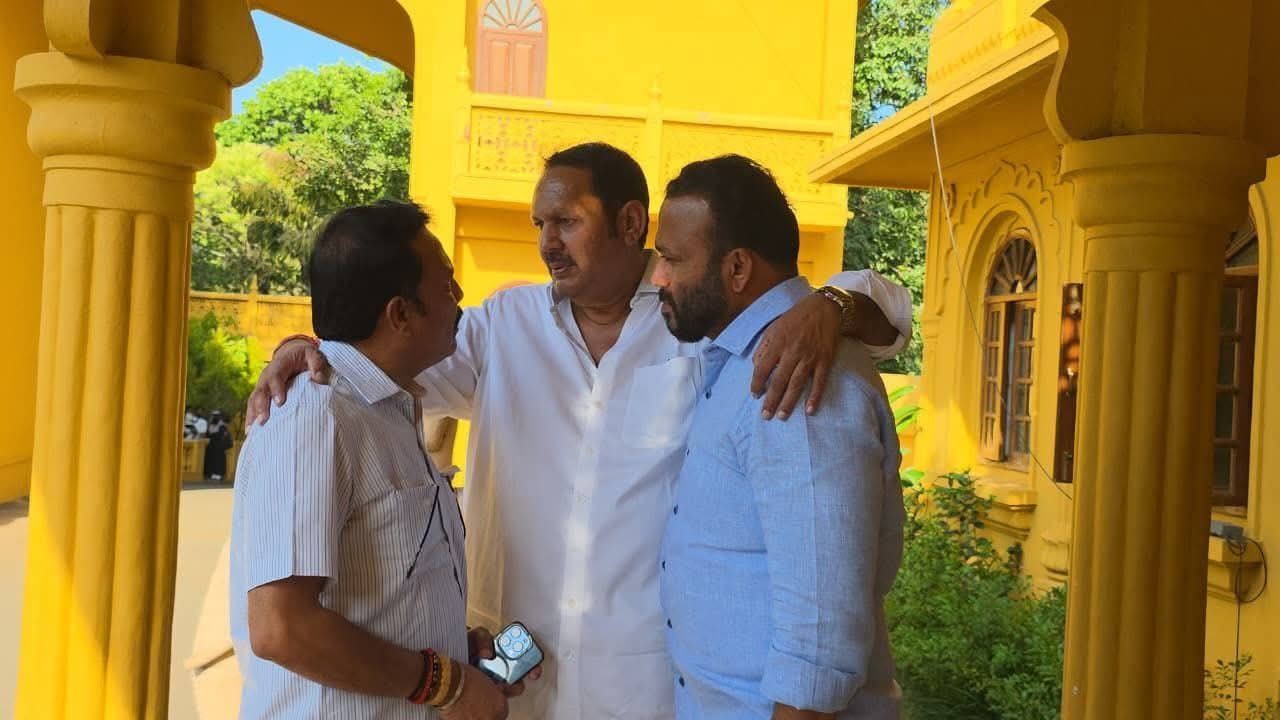 Satara: जलमंदिरवर महायुतीच्या नेत्यांची महत्त्वपूर्ण बैठक; विधान परिषद निवडणुकीच्या पार्श्वभूमीवर हालचालींना वेग