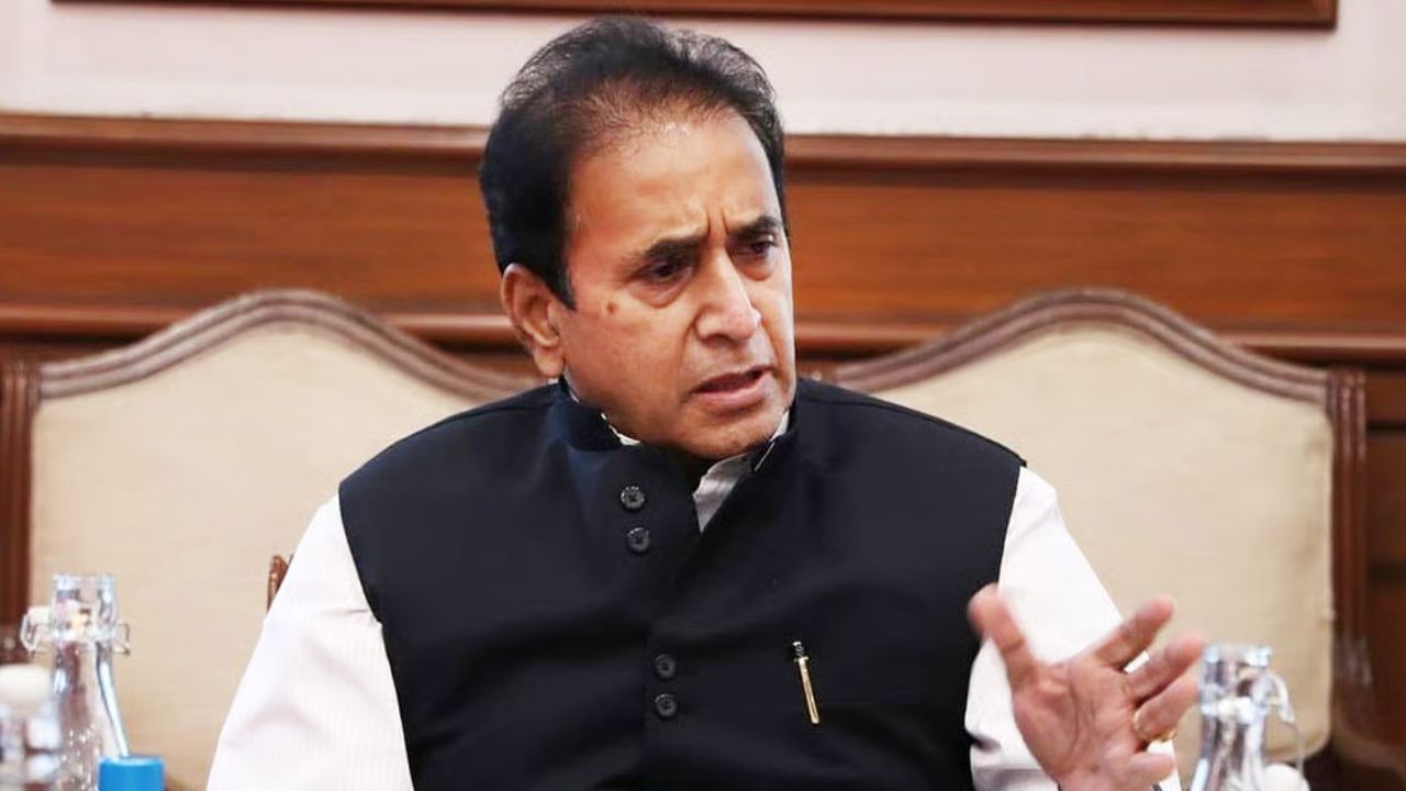 ‘आधी आपल्या मुलीला तुतारीतून फोडून दाखवा आणि मग..,’ शरद पवार गट फुटीच्या चर्चेवरून अनिल देशमुखांचा ‘त्या’ आमदारावर निशाणा