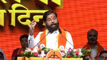 ‘हा फक्त ट्रेलर आहे, पिक्चर अजून बाकी आहे…’, बंडखोर खासदारांवर एकनाथ शिंदेचं सूचक विधान; तर विरोधकांवर जोरदार हल्लाबोल