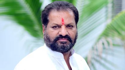Nagesh Patil Asthikar: ‘शिवसेनेतून शिवसेनेतच गेलोय, विचारधारा…’, नागेश पाटील आष्टीकरांनी फुटीमागचं खरं कारण केलं जाहीर