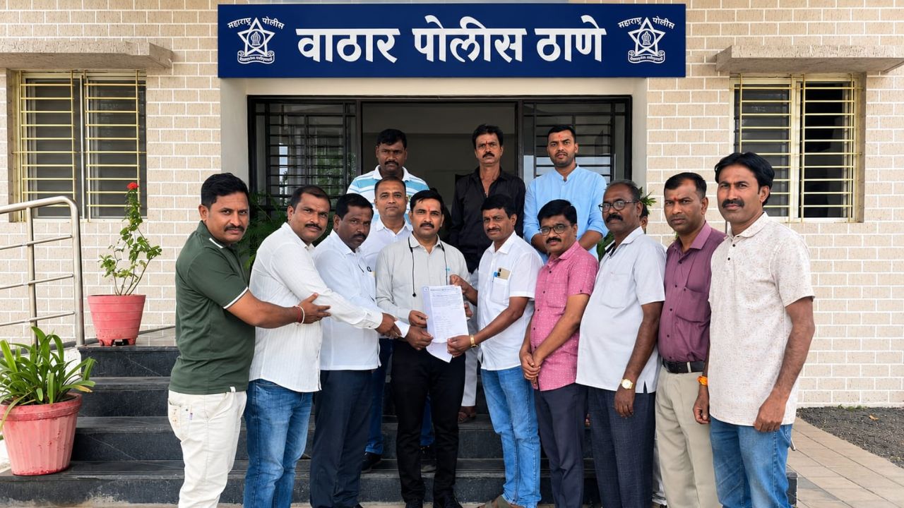 संजय दिना पाटील यांच्या कथित धमकीप्रकरणी पत्रकार संघ आक्रमक; कोरेगावात निषेध, पोलिसांकडे कारवाईची मागणी
