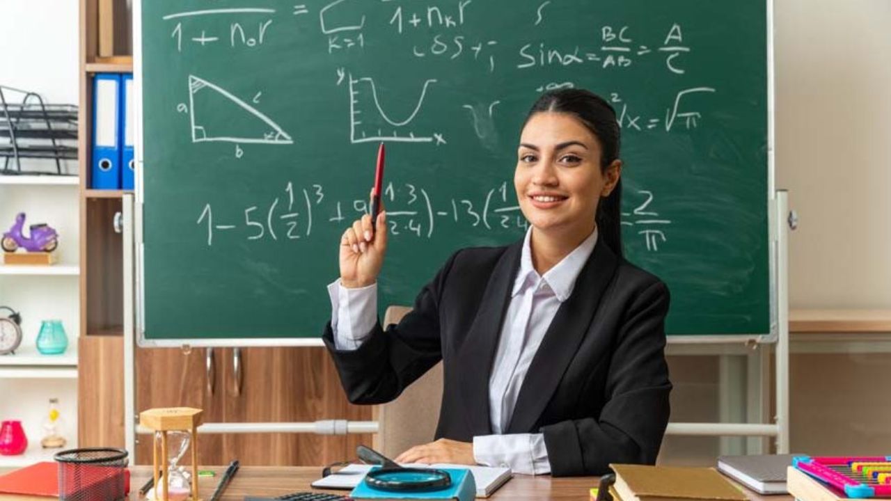 Teacher Bharti: पवित्र पोर्टलवर जागा अपलोड करण्यासाठी मुदतवाढ मिळणार? उमेदवारांची शिक्षण आयुक्तांकडे मोठी मागणी!