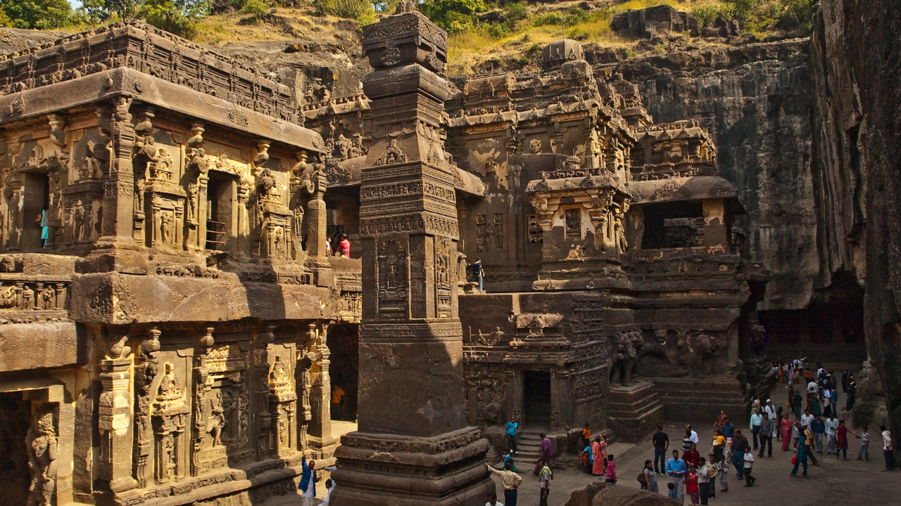 ‘कैलाशनाथ मंदिर’ होतं राष्ट्रकुटांच्या शाही ‘प्रचाराचे तंत्र’? असा होता कैलाशनाथ मंदिर बांधण्या मागचा ‘प्रॉपगेंडा’!