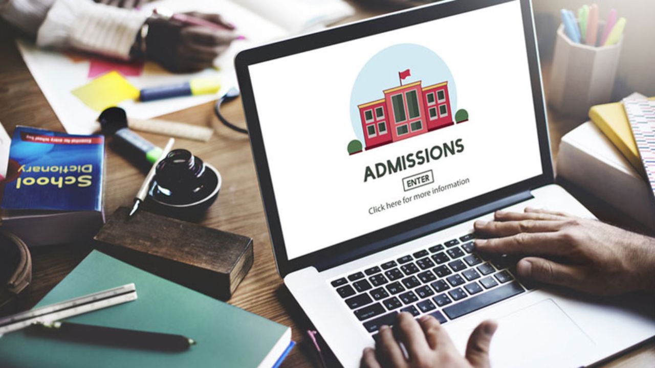 11th Admission 2026: कागदपत्रे नसली तरी अकरावी प्रवेश मिळणार! शिक्षणमंत्री दादा भुसे यांचे महाविद्यालयांना थेट आदेश