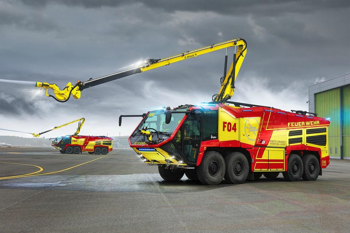 विमानतळ अग्निशमन वाहन (Airport Fire Tender)- विमान अपघात किंवा आग लागल्यास तातडीने प्रतिसाद देण्यासाठी ही वाहने वापरली जातात. त्यांचा वेग ताशी 120 किमीपेक्षा जास्त असू शकतो. त्यात हजारो लिटर पाणी, फोम आणि विशेष अग्निशमन उपकरणे असतात.