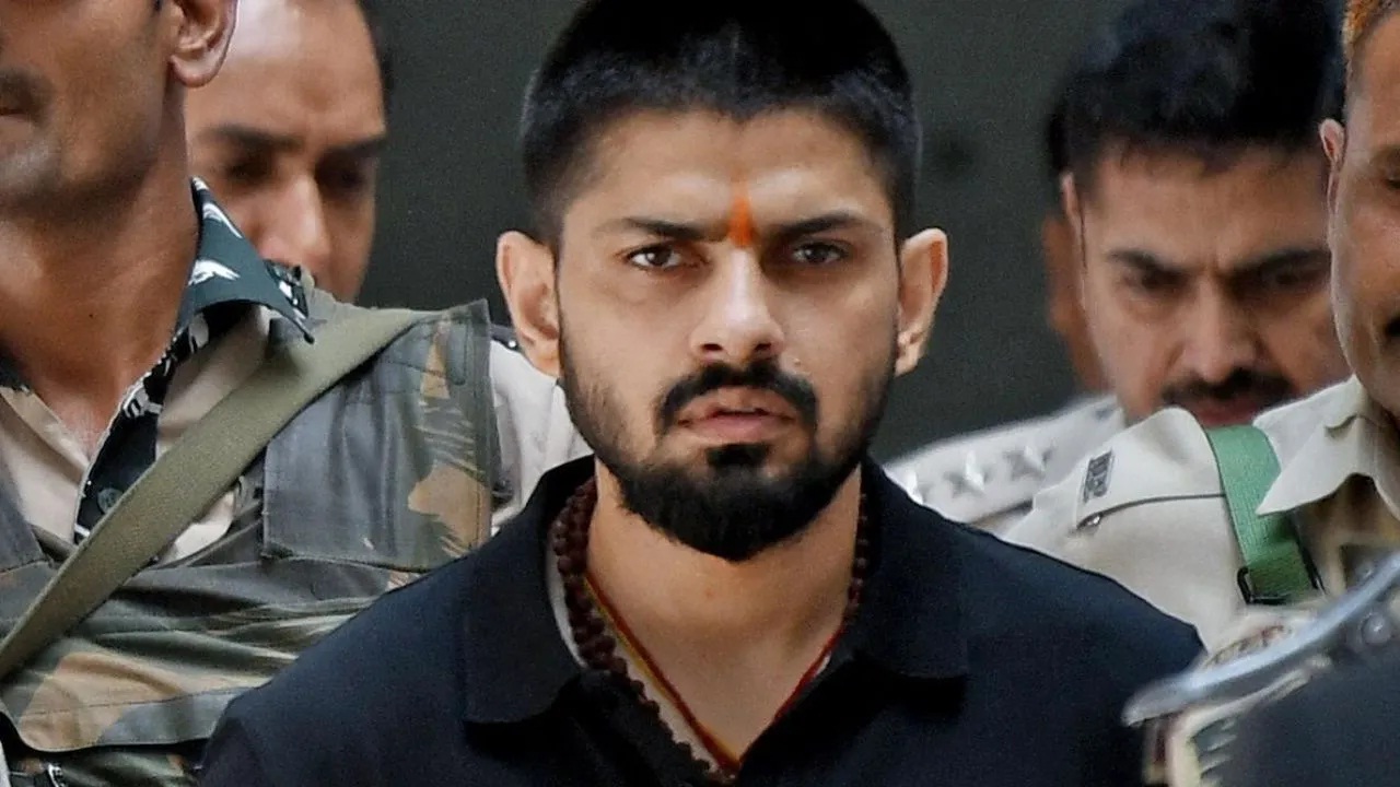 Bishnoi Gang : बिष्णोई टोळीची सुत्रे हलतात पुण्यातून! गोळीबार अन् दहशतीने व्यावसायिकांमध्ये भिती