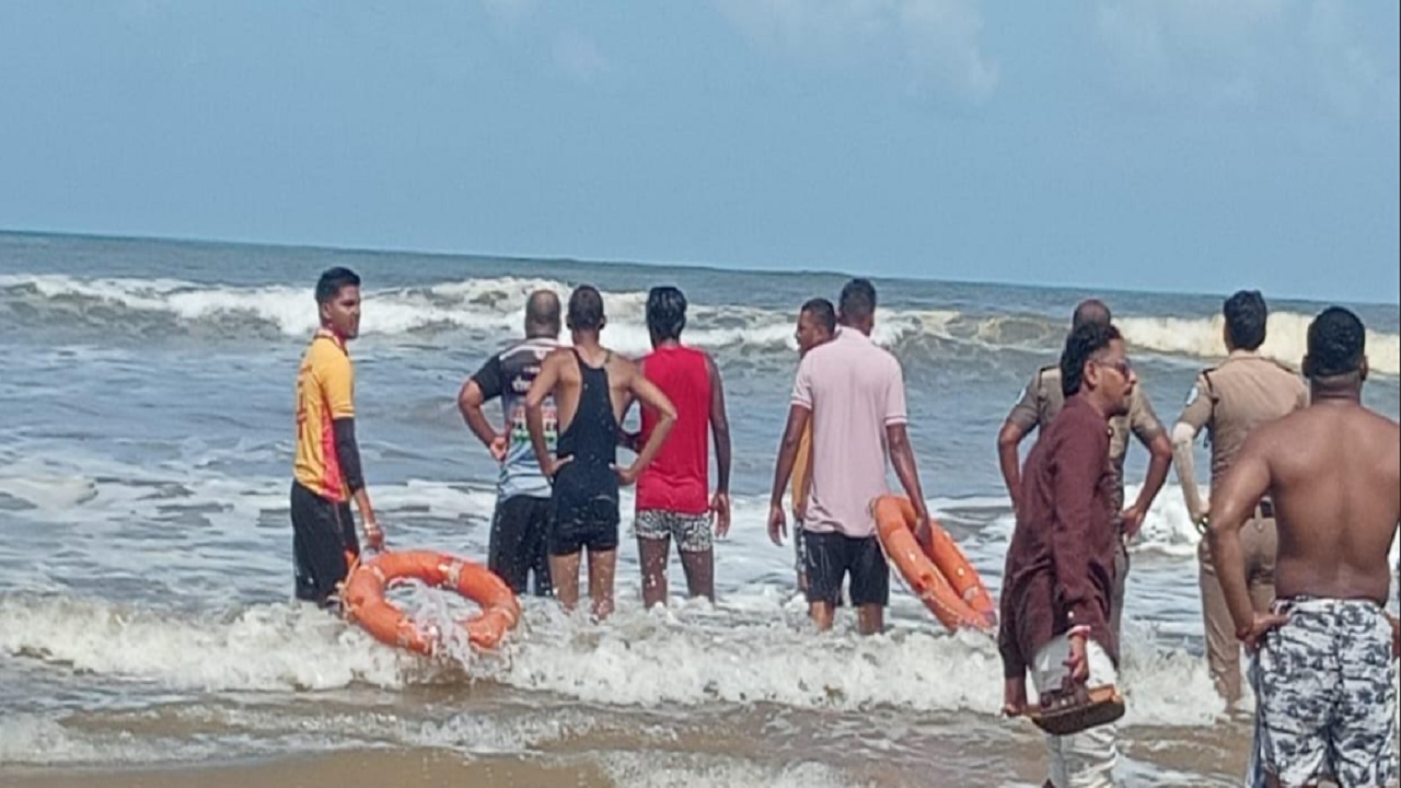 गणपतीपुळे समुद्रात पर्यटनासाठी आलेले संभाजीनगरचे 5 जण बुडाले, पर्यटनाचा आनंद क्षणात विरला
