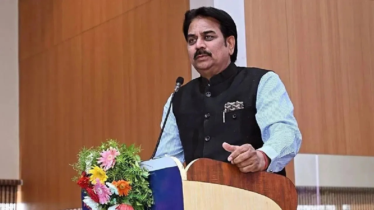 साखर उद्योग अडचणीत; हर्षवर्धन पाटलांची केंद्र सरकारकडे ‘ही’ मोठी मागणी