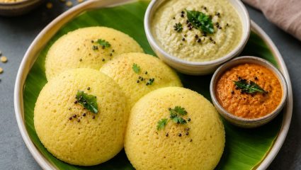 Moong Dal Idli: नाश्त्यासाठी परफेक्ट पर्याय! बनवा मूग डाळीची इडली; नोट करा हेल्दी अन् टेस्टी रेसिपी