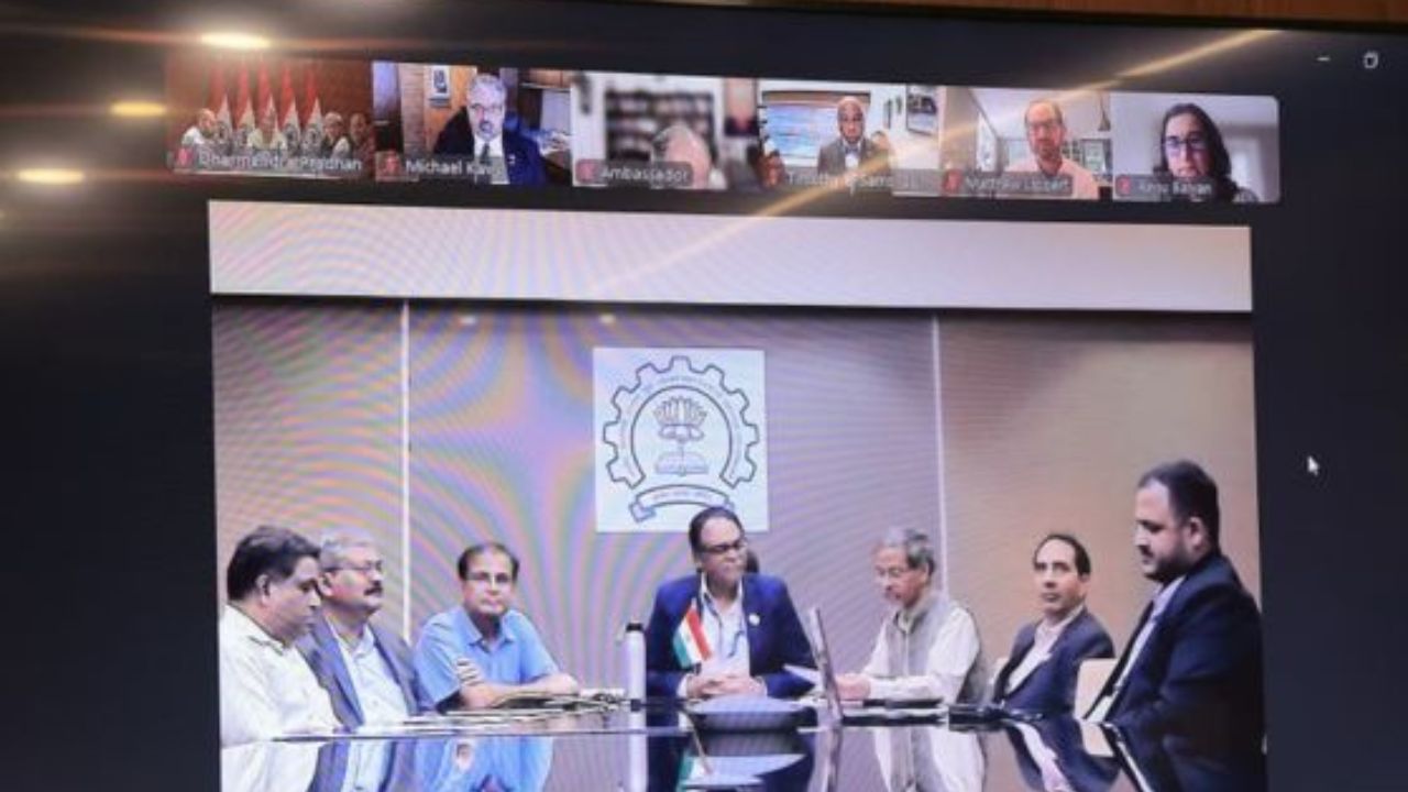 IIT Bombay in New York: आता अमेरिकेत वाजणार आयआयटी बॉम्बेचा डंका! न्यूयॉर्कमध्ये सब-कैंपससाठी होणार सामंजस्य करार