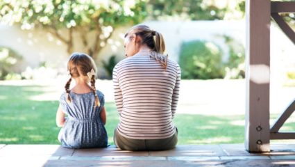Parenting Tips : तुमच्या मुलांना हे 7 खोटं बोलायला जरुर शिकवा, सायबर सुरक्षा तज्ञाकडून देण्यात आल्यात टिप्स