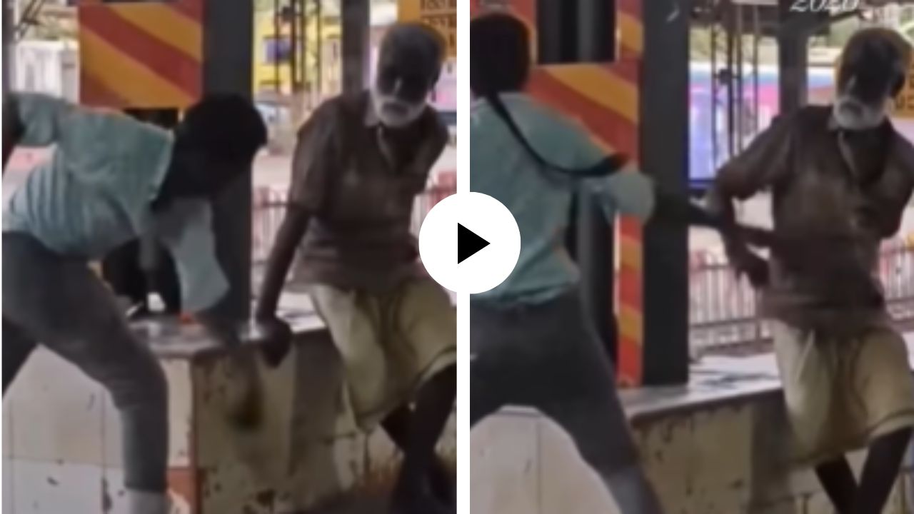 रेल्वे स्टेशनवर वृद्धासोबत क्रुरता! व्यक्ती आला, आधी झोपेतून उठवलं अन् मग थेट बेल्टने मारायला केली सुरुवात; Video Viral