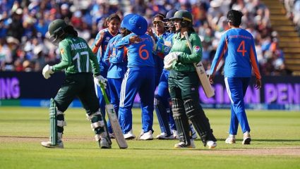 विजयही भारताचा, विक्रमही IND vs PAK सामन्याचाच; एड्जबॅस्टन निळ्या रंगात न्हालं! महिला विश्वचषकात सर्वाधिक प्रेक्षकांची नोंद