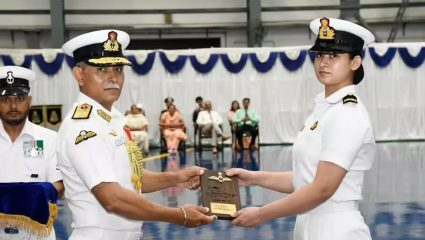 Indian Navy Recruitment: भारतीय नौदलात परीक्षा न देता अधिकारी होण्याची सुवर्णसंधी;फक्त ‘एसएसबी’ आणि मेडिकलवर होणार निवड!