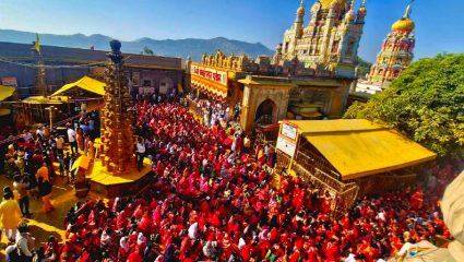 जेजुरी गडावर सुरक्षेचा प्रश्न ऐरणीवर; मारहाणीच्या वाढत्या घटनांमुळे सुरक्षा व्यवस्था बळकट करण्याची मागणी