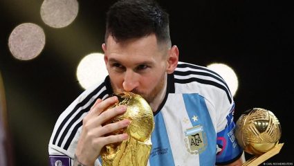 FIFA World Cup 2026 : लिओनेल मेस्सी पुन्हा मैदानात! विश्वचषक २०२६ मध्ये ‘रेकॉर्ड ब्रेकिंग’ मिशन; इतिहास घडवण्याची सुवर्णसंधी