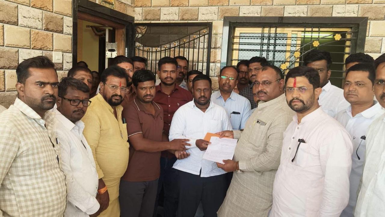 Pandharpur News : तांदूळवाडीच्या दुःखावर मदतीची फुंकर! दुर्घटनाग्रस्त कुटुंबीयांना ४० लाखांची आर्थिक मदत