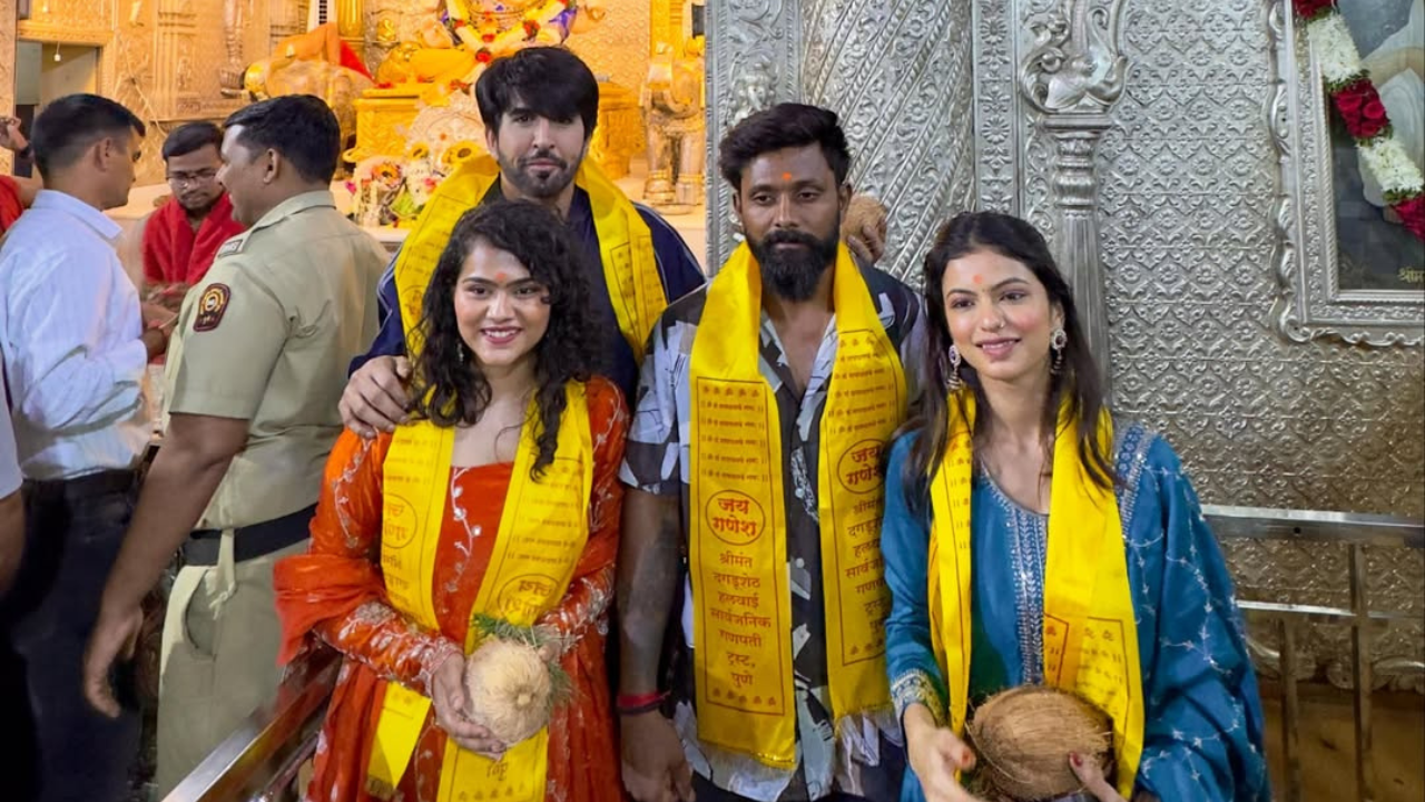 ‘टोळीचं रियुनिअन’! बिग बॉस मराठी 6 ची टीम दगडूशेठ बाप्पाच्या चरणी; अनुश्रीच्या नव्या घरामुळे पुन्हा जमली मैफिल