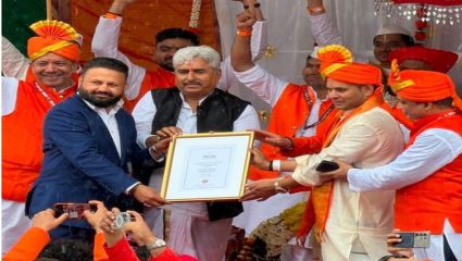 Pandharpur Wari 2026: ‘ज्ञानबा-तुकाराम’चा जयघोष आता सातासमुद्रापार; लंडनहून ‘ग्लोबल वारी’ पंढरपूरकडे रवाना!