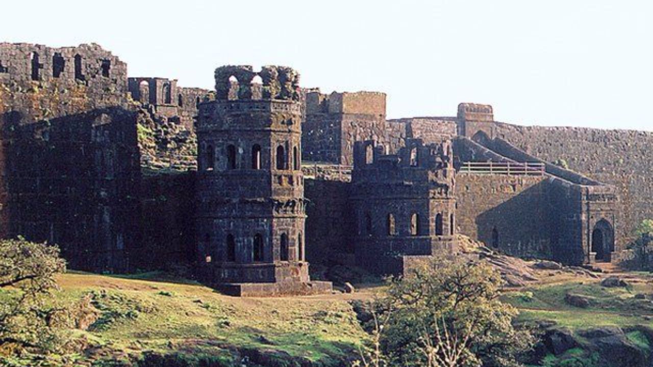 Raigad News: शिवभक्तांसाठी आनंदाची बातमी! रायगडावरील सुरक्षेची चिंता मिटली; बंद पडलेले 54 CCTV कॅमेरे झाले सुरू